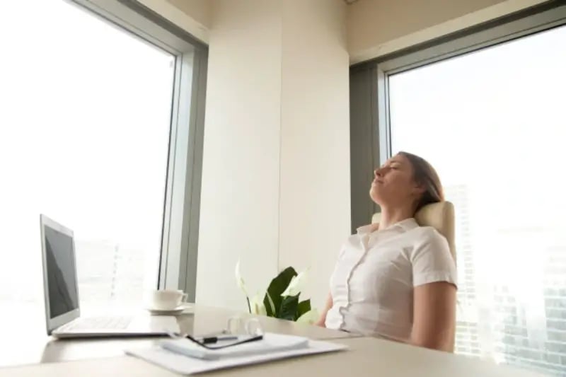 businesswoman-resting-increasing-productivity.